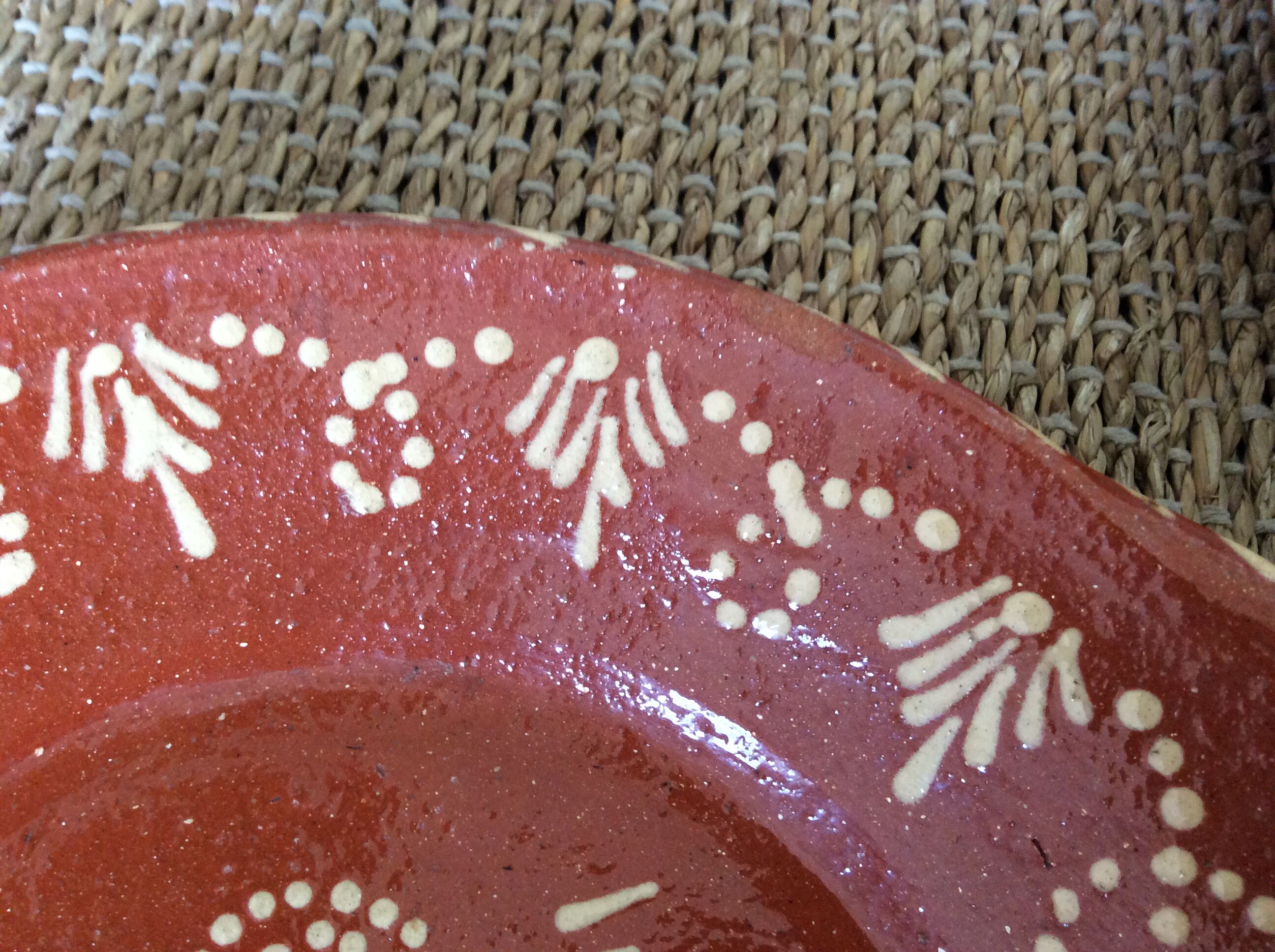 2 terracotta plates