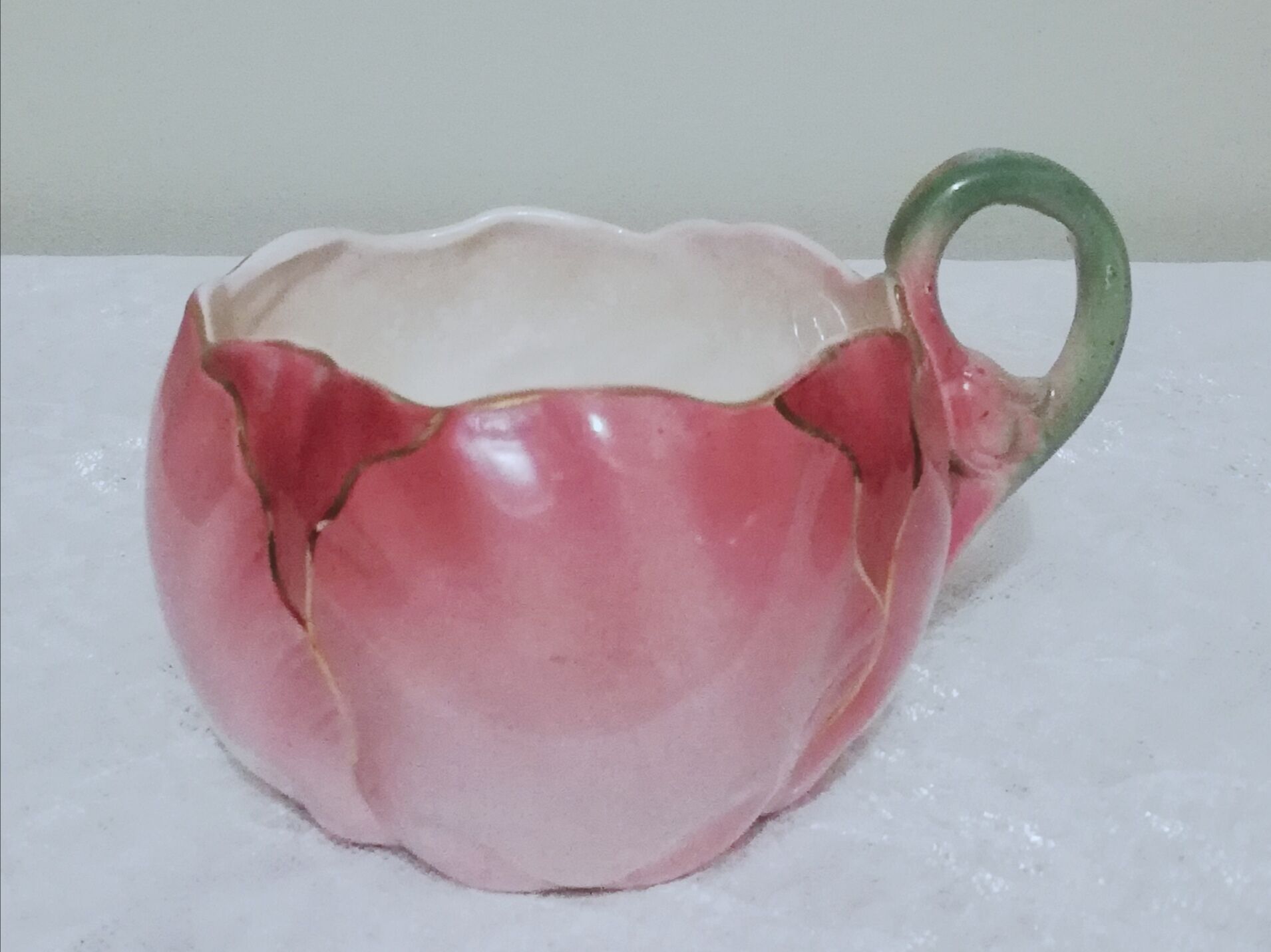 Slip cup signed Lunéville