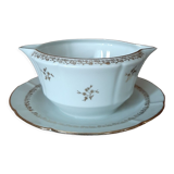Porcelain sauce boat
