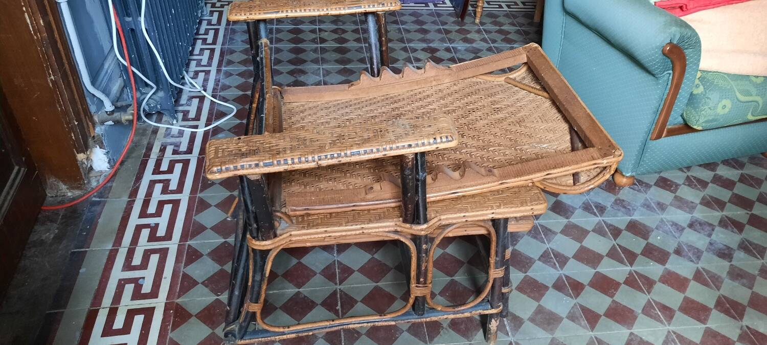 Vintage rattan lounge chair