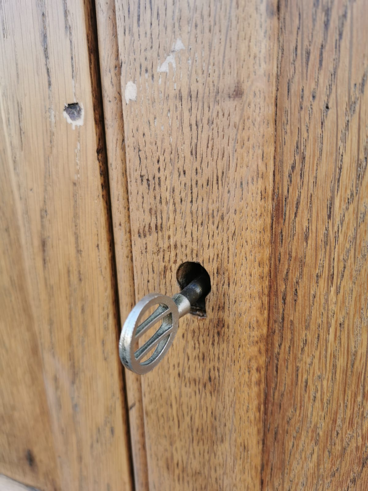 Parisian oak cabinet