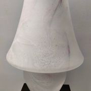 Lampe de table en verre Murano blanc avec un effet marbre rose, Italie