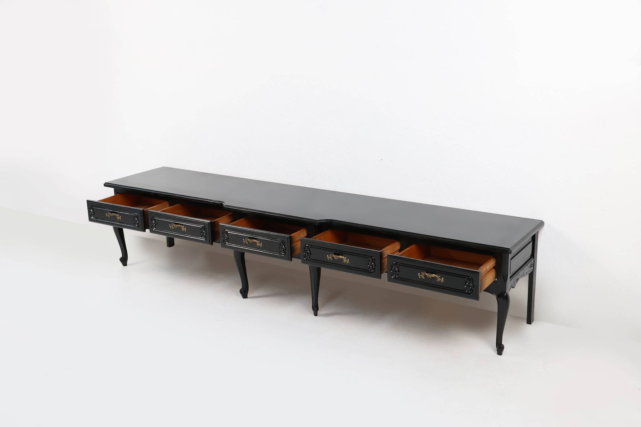 French 20th Century Louis XV style black low sideboard