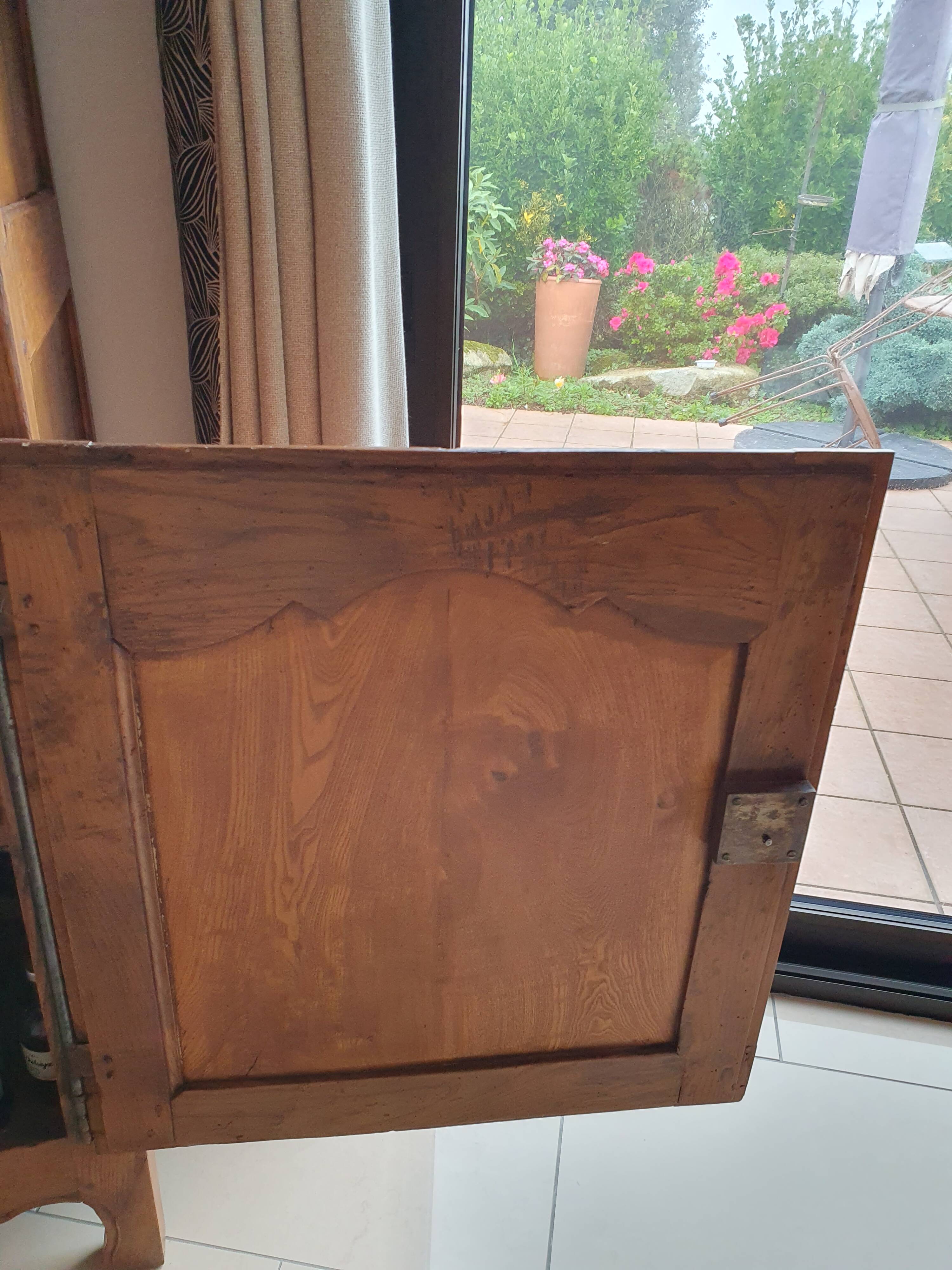 Standing man, solid oak wardrobe