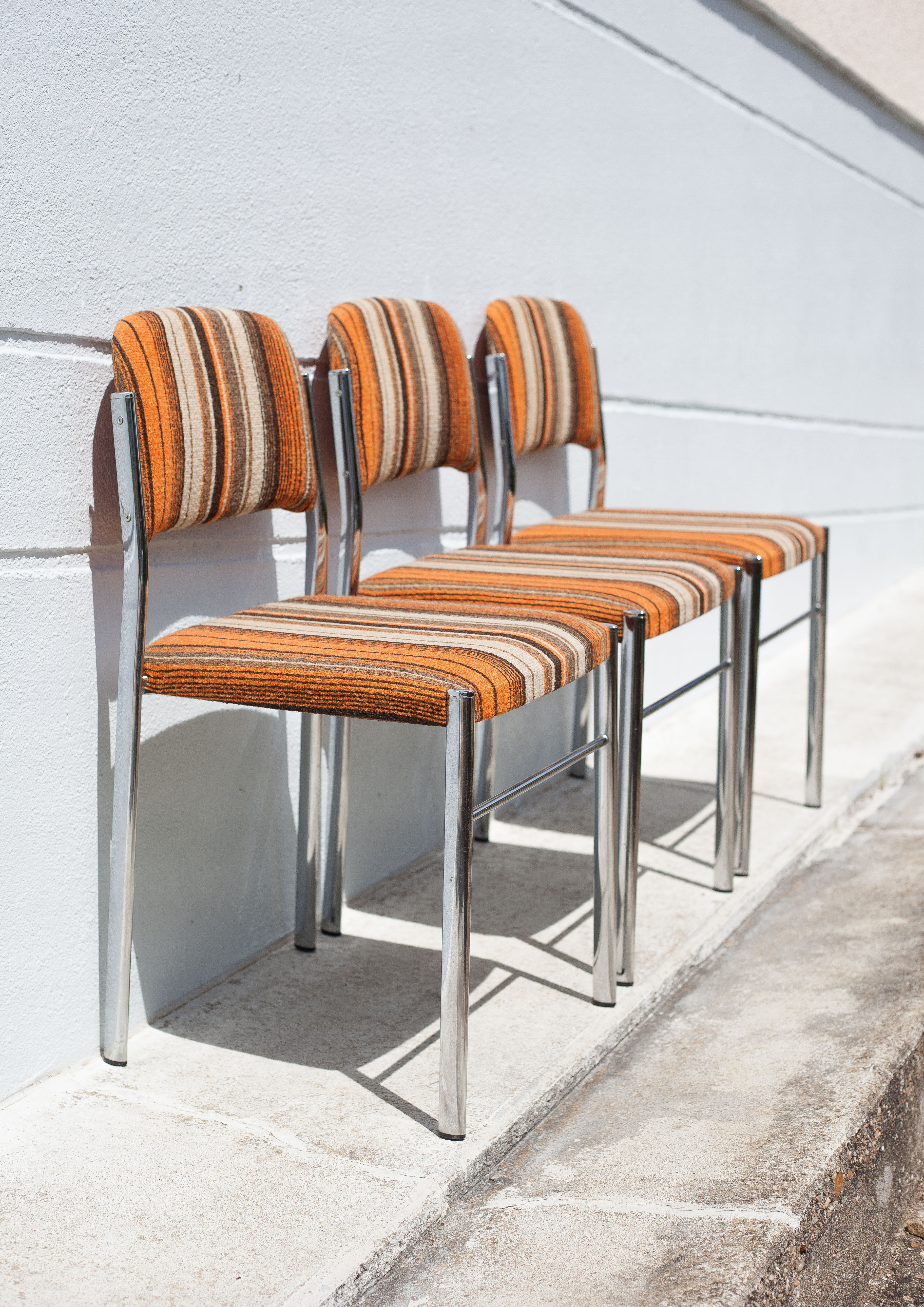 Lot 3 chairs vintage fabric, chrome metal chair, orange/brown/beige wool fabric, retro