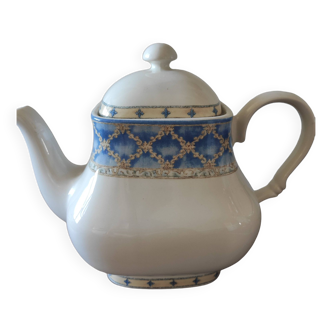 Tea-pot