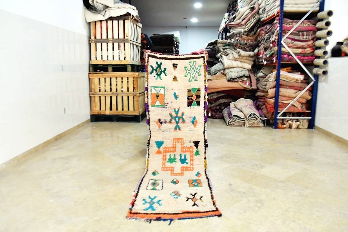 Moroccan Berber rug Boujaad vintage hallway 225 x 67 cm