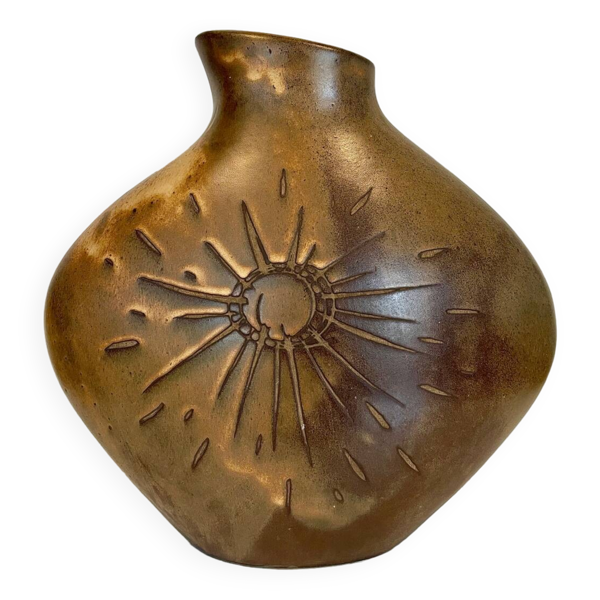 Vase brustaliste 50´s
