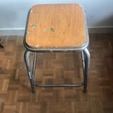 Laboratory stool