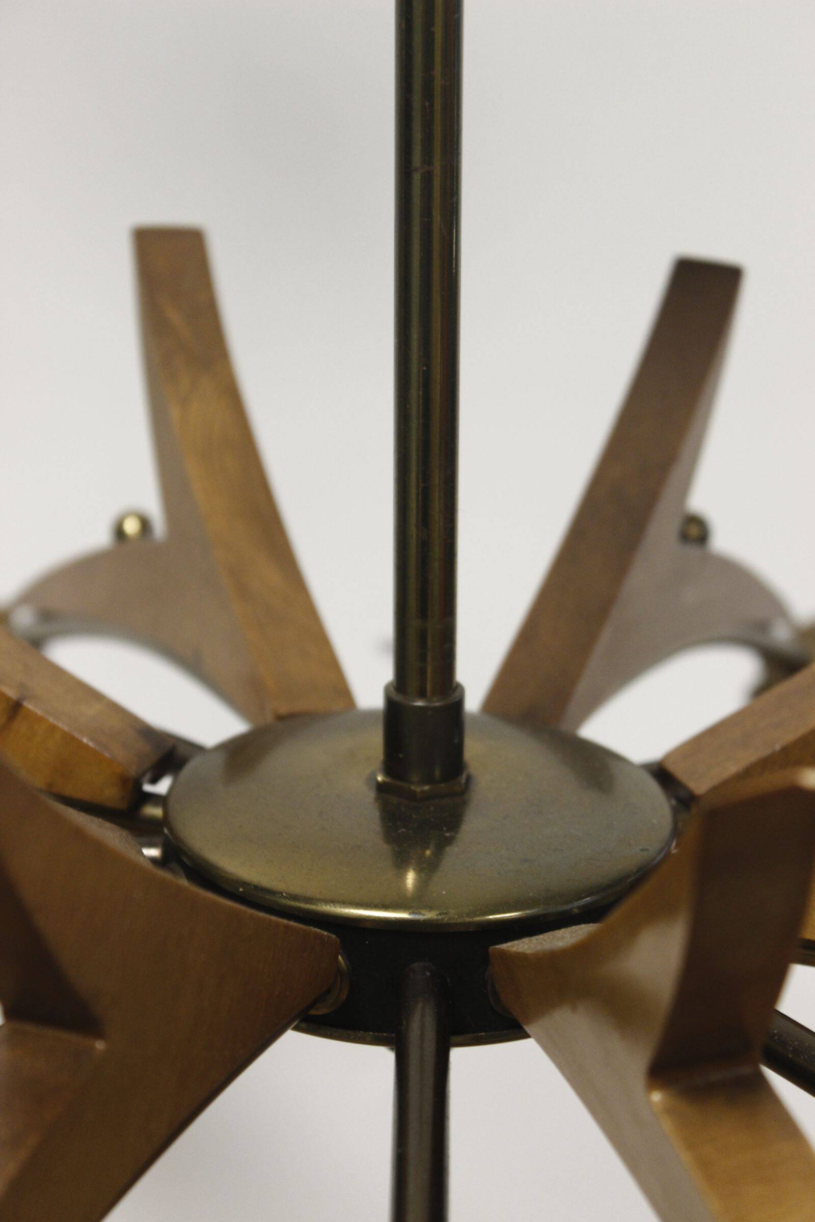 Sputnik chandelier 8 lights copper, teak & brass, Italy 1960s