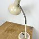 Lampe de table industrielle beige à col de cygne, 1960s