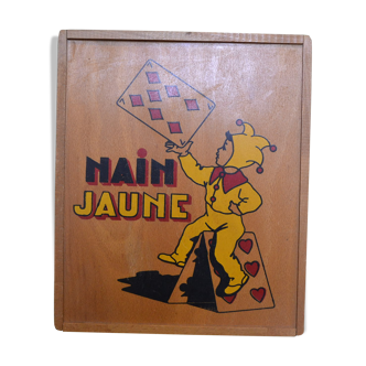 Yellow dwarf wooden game