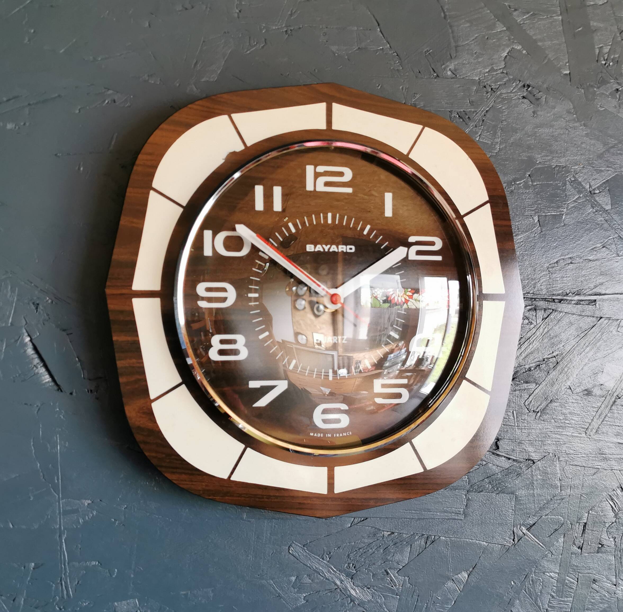 Vintage formica clock square silent wall pendulum "Bayard white wood"