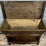 Maie Provencal chest in Louis XV style in carved walnut circa 1880-1900