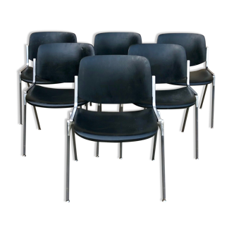 Suite of 6 chairs by Giancarlo Piretti for Castelli, Italy, circa 1960