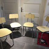 Table and 4 chairs in formica