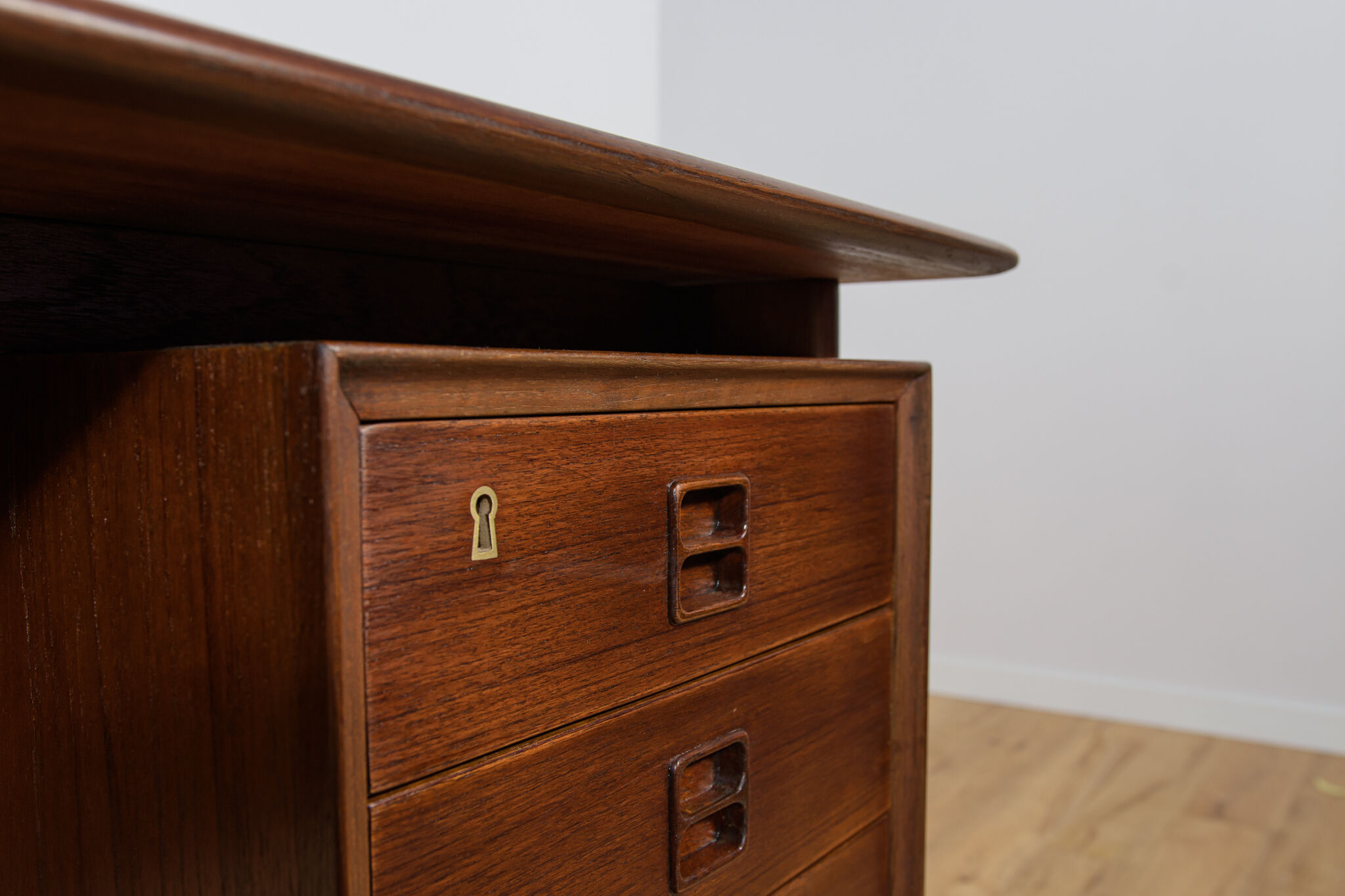 Mid-Century Teak Desk by Arne Vodder for Sibast, Denmark, 1960s