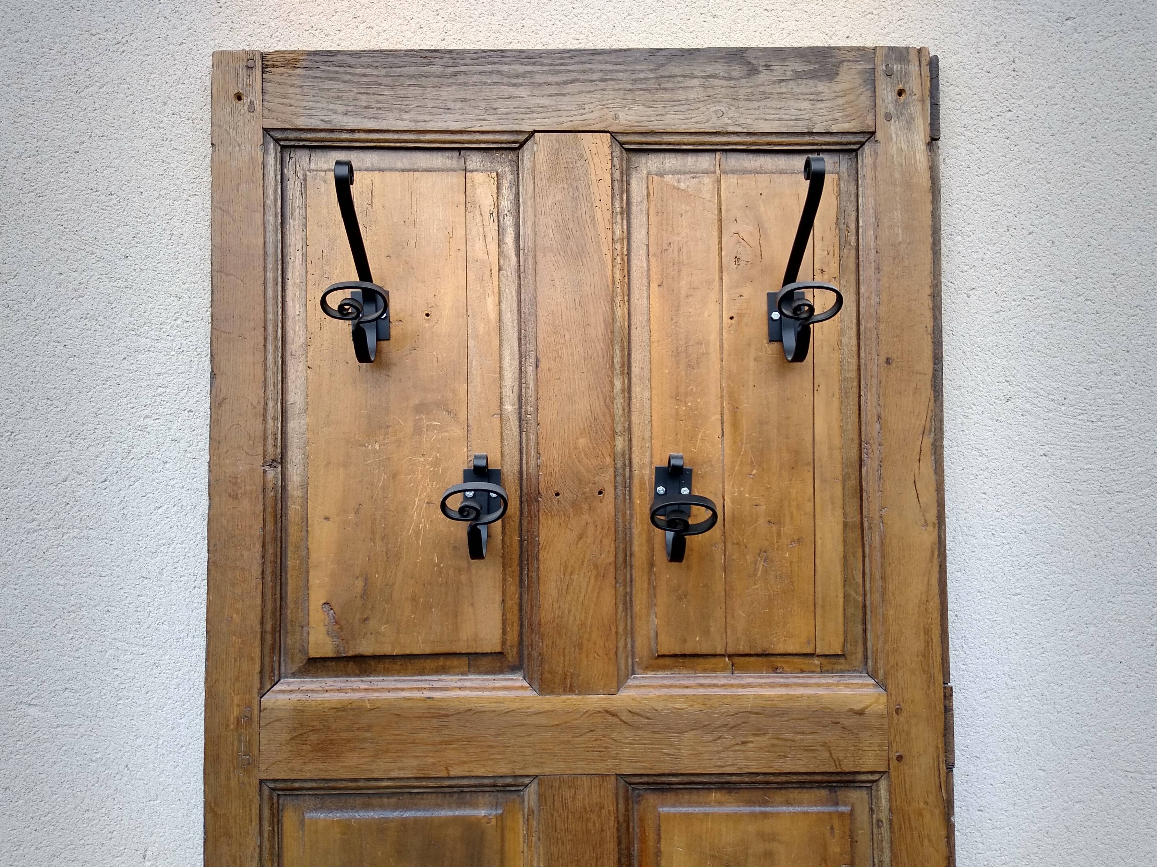 Old oak coatrack
