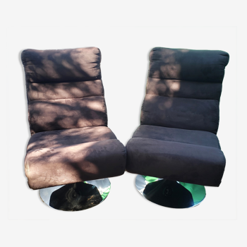 Pair of black armchairs on swivel legs 1970s-80s