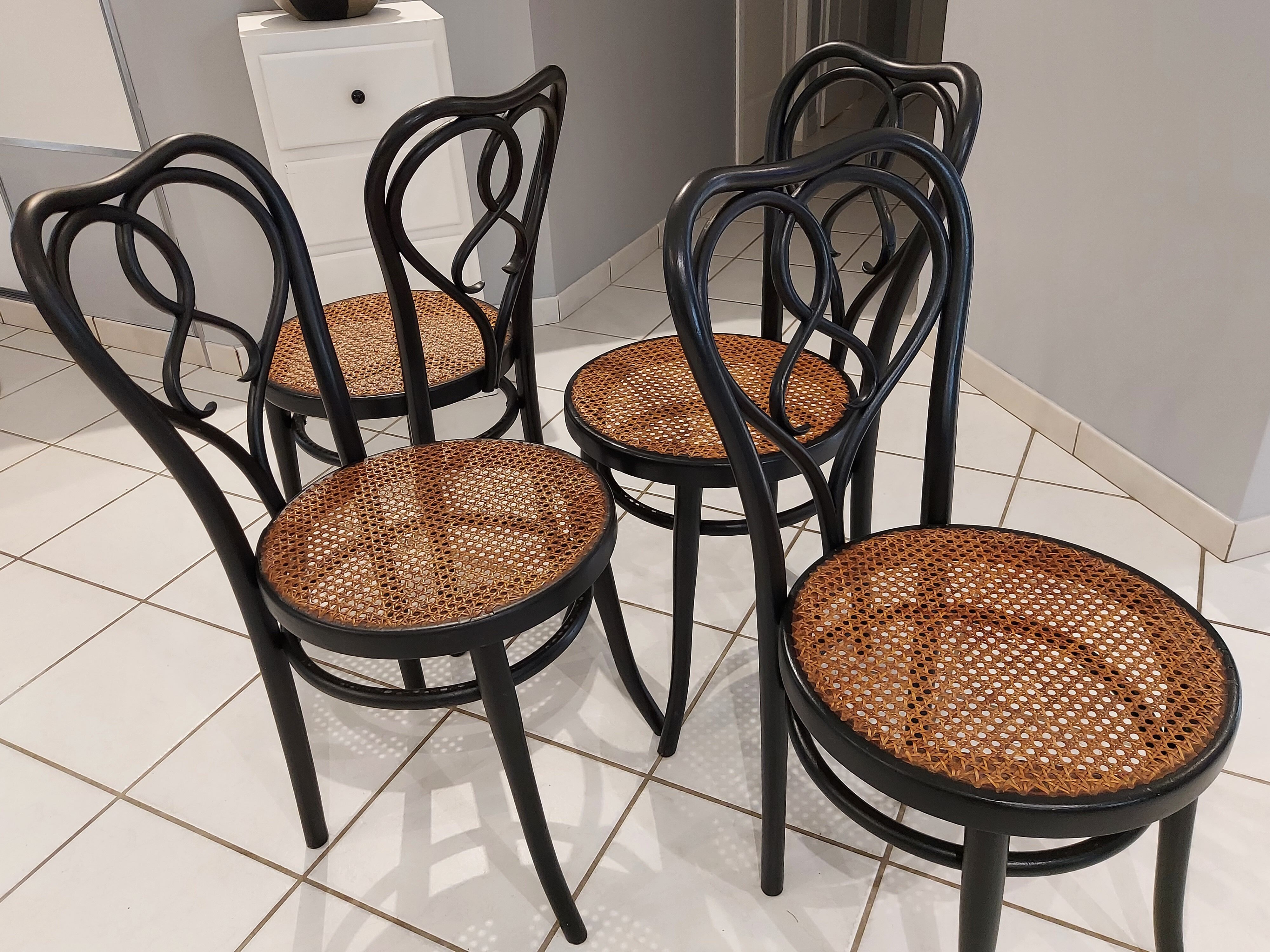 Michael Thonet 1920 Vintage Bistrot Suite 4 Chairs