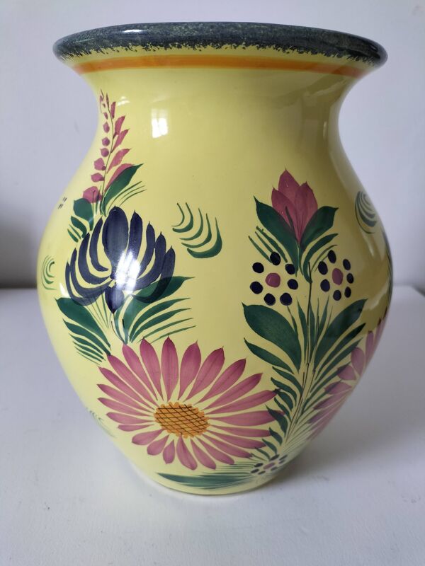 Vase Quimper Henriot – Décor mixte rare (D.301 + camaïeu) sur fond jaune