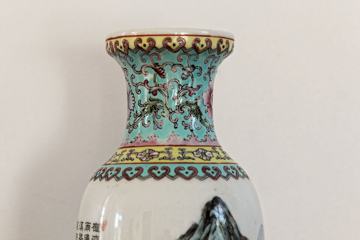 Chinese porcelain vase, pink family
