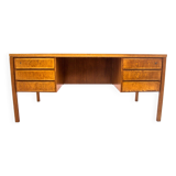 Teak desk Omann Jun, model 77, Denmark, 1960s. After restoration.