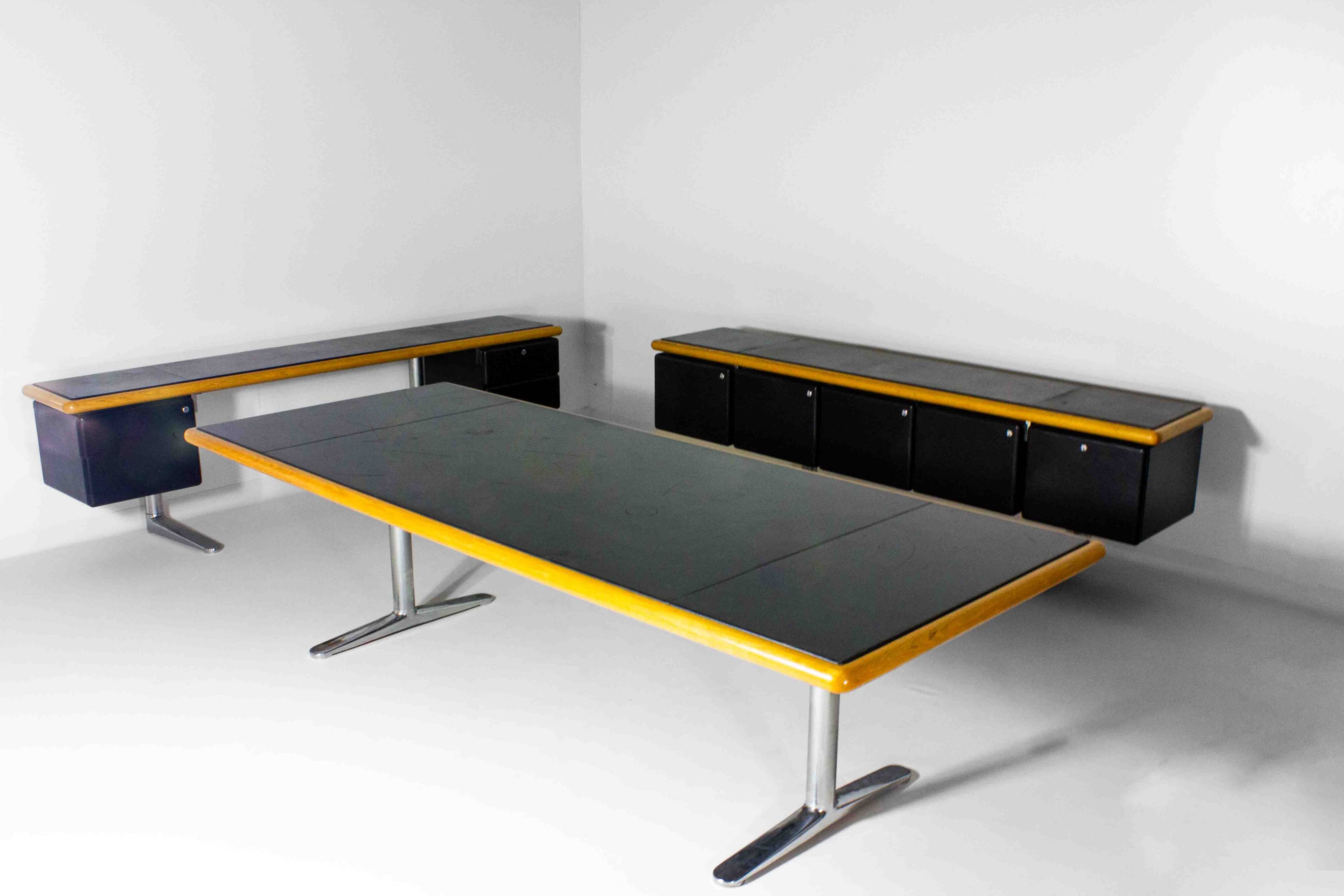 Warren Platner Large Leather Desk by Knoll International, 1973