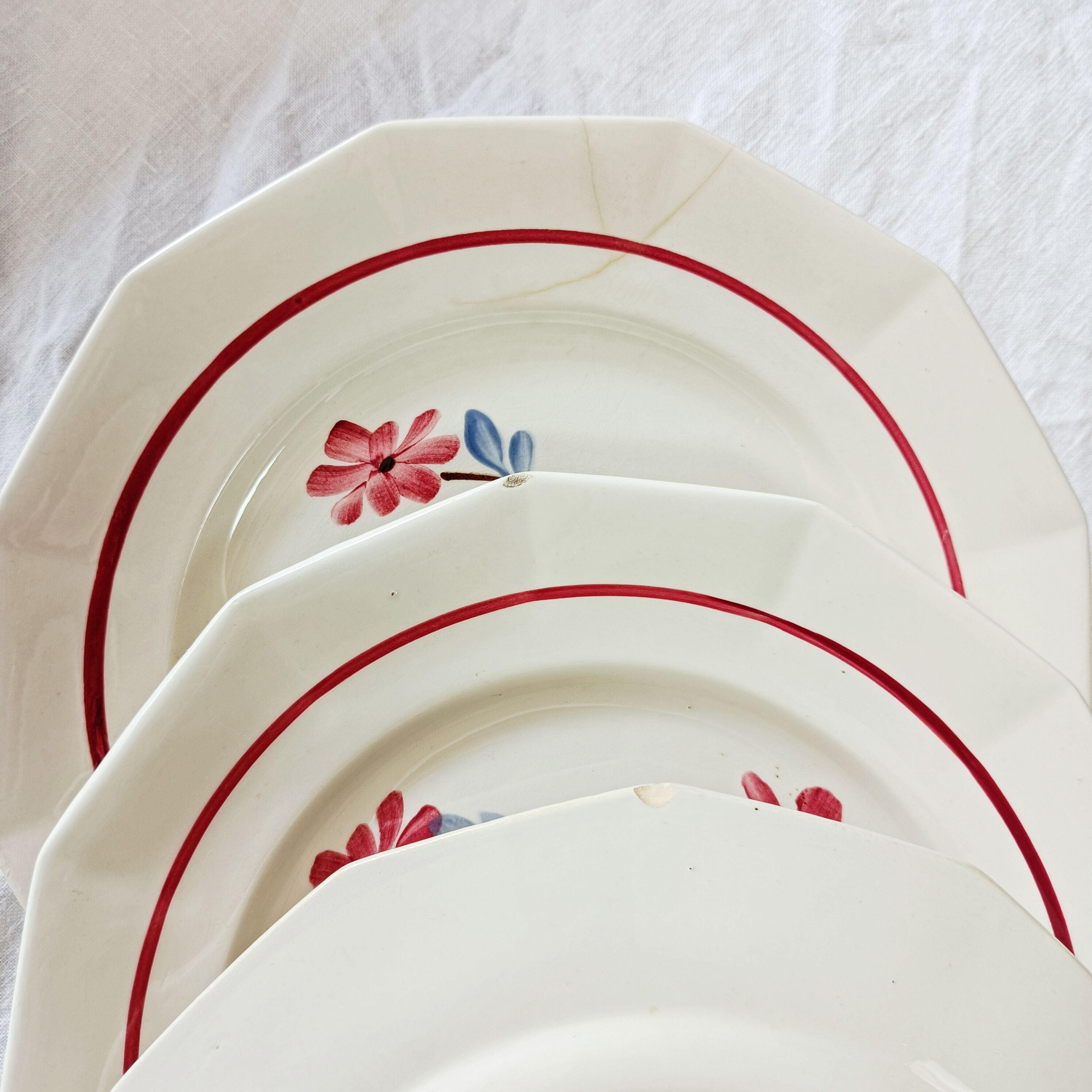 7 flat plates St-Amand Ceranord