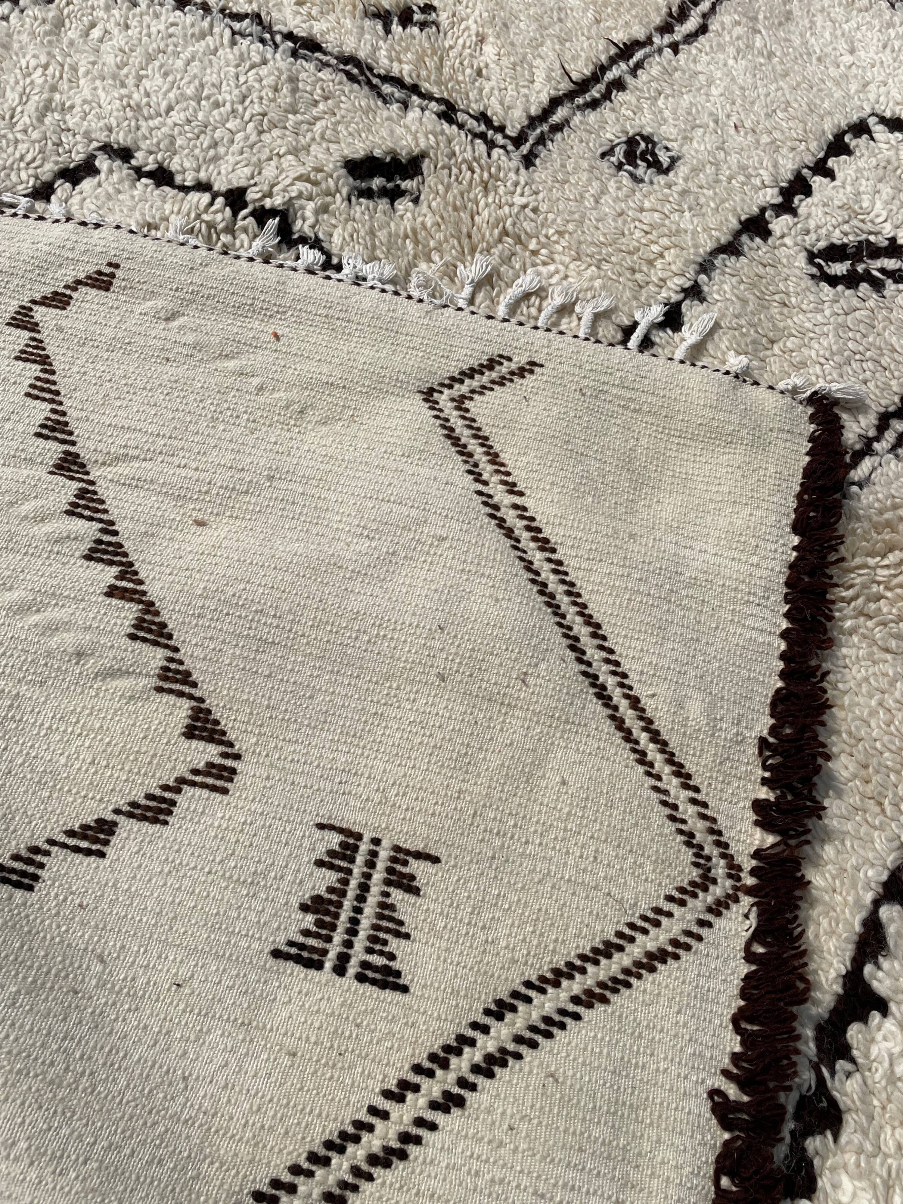 Carpet berbere beni ourain 200x280 cm