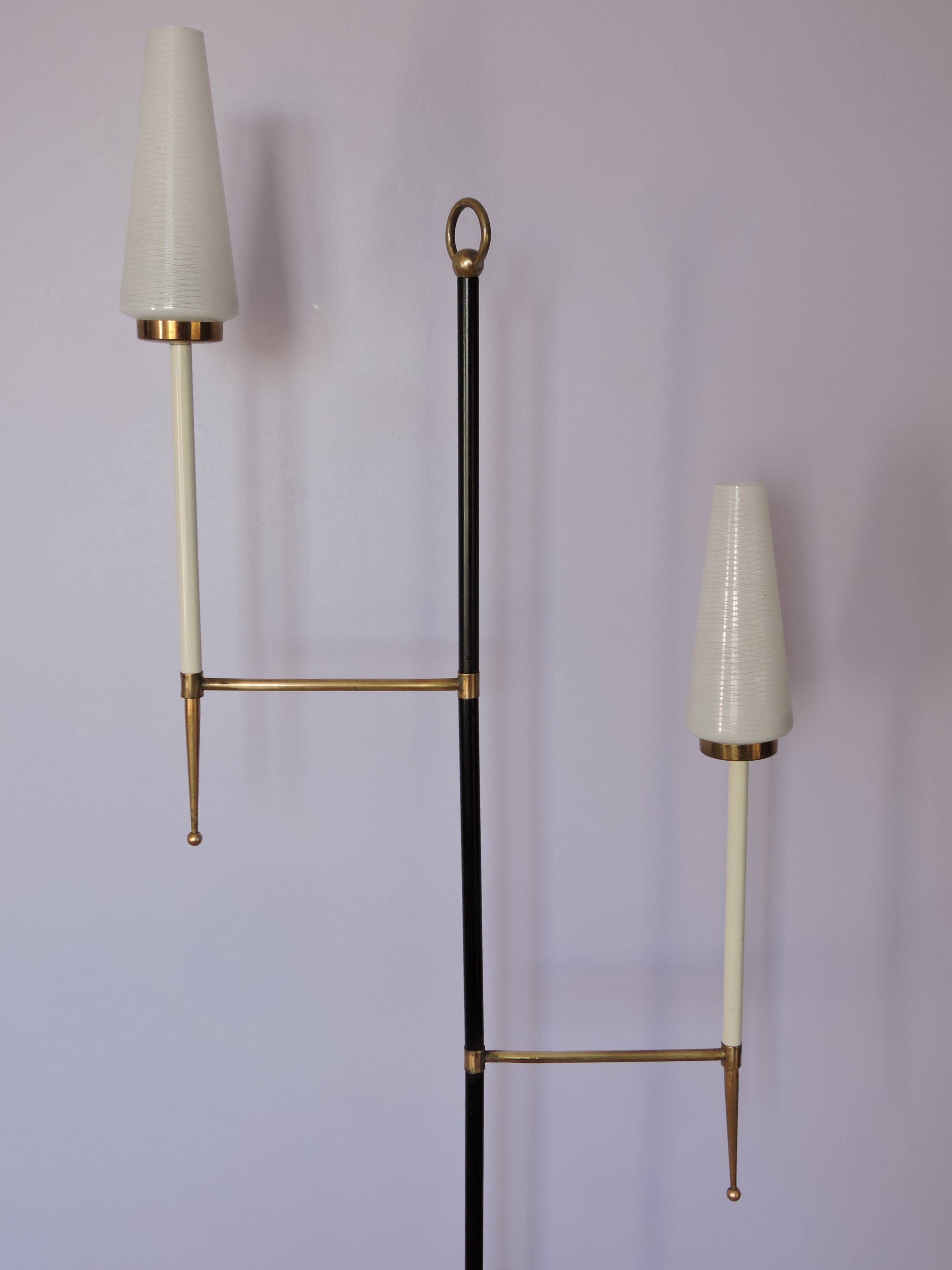 Minimalist arlus floor lamp