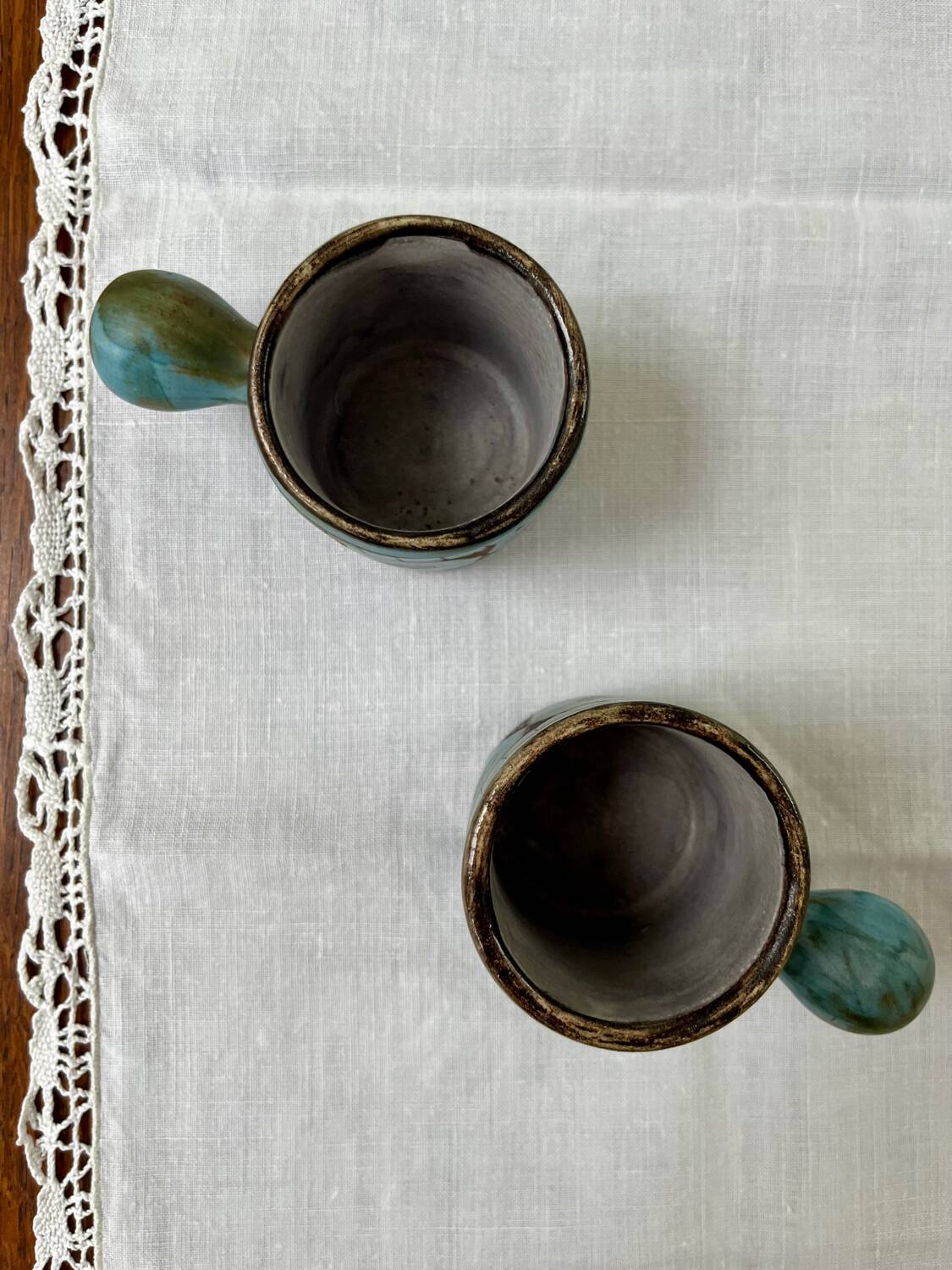 Pair of ceramic cups signed A. Maunier, Vallauris