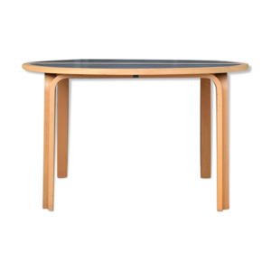 table à repas par Magnus
