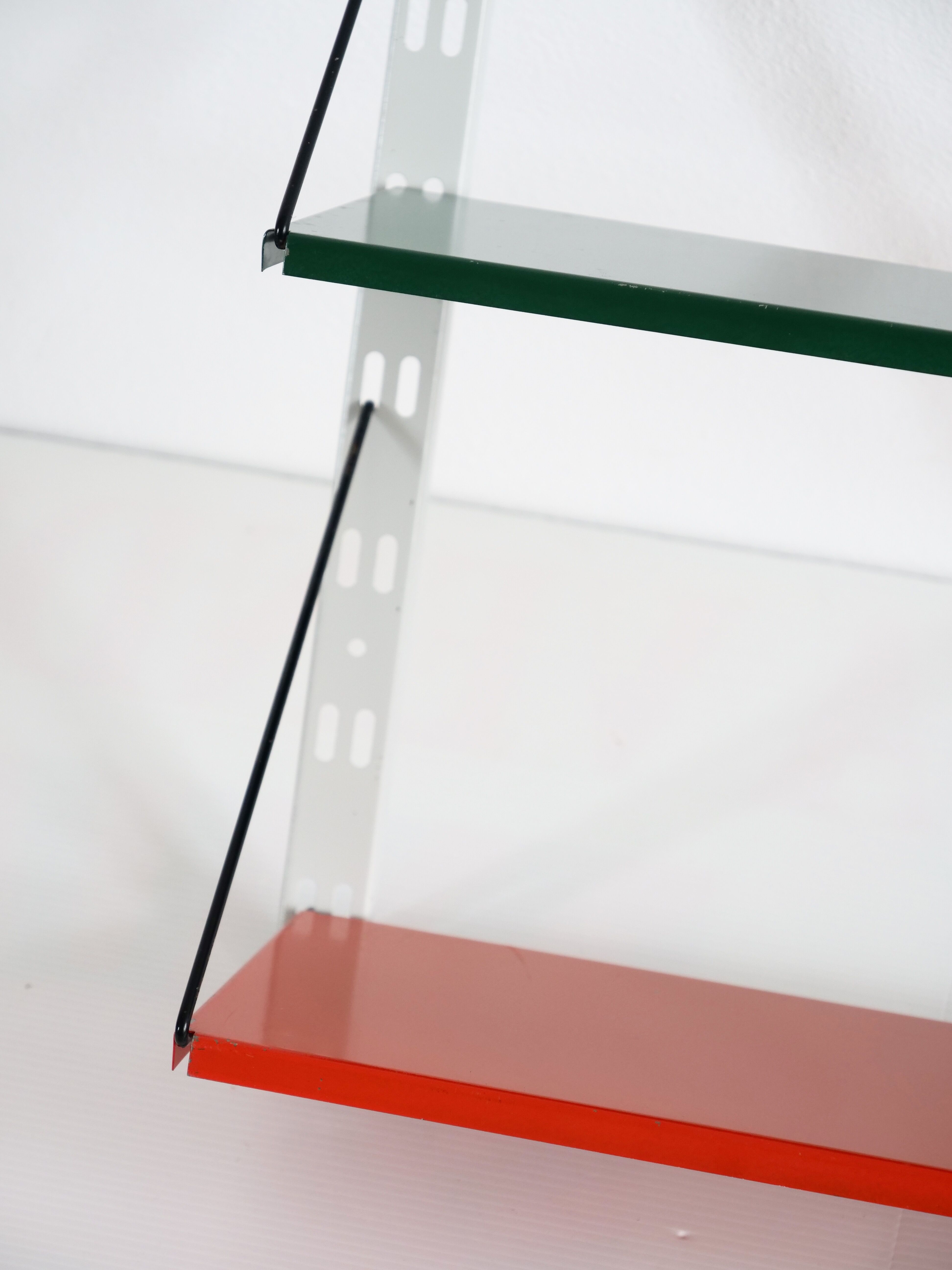 Pilastro shelf by Tjerk Reijenga