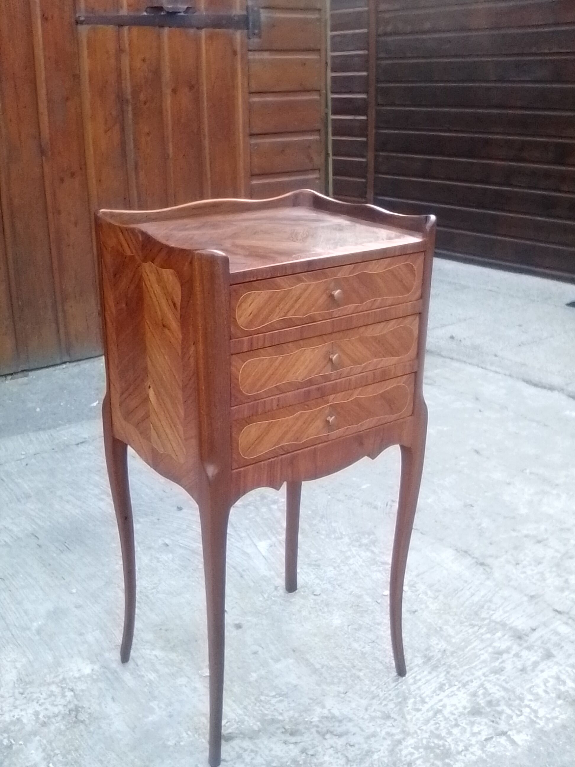 Bedside Louis XV style