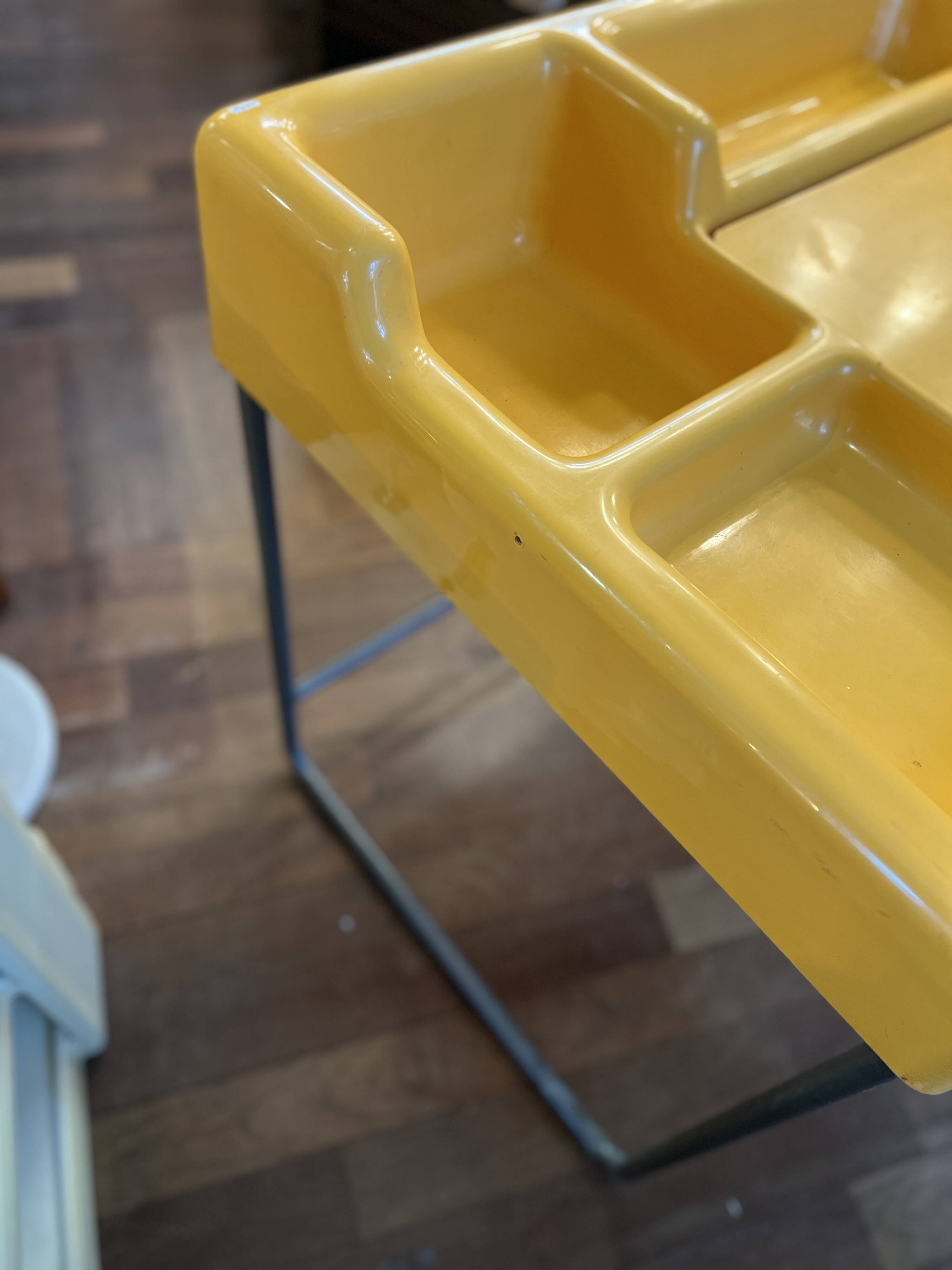 Molded plastic desk