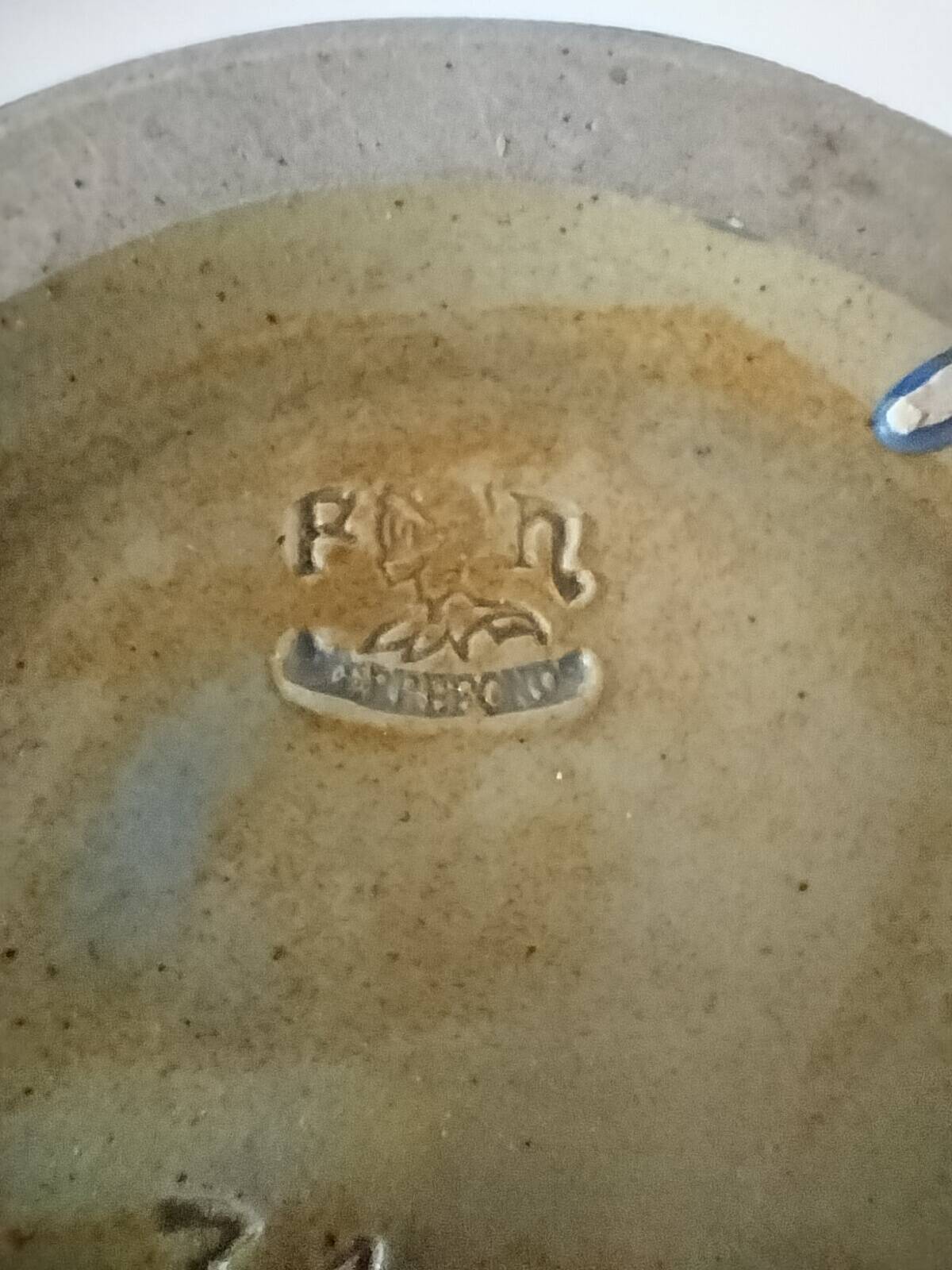 Pierrefonds Heraldic Faiencerie Vase