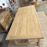 Large farmhouse table with 2 extensions and 2 drawers