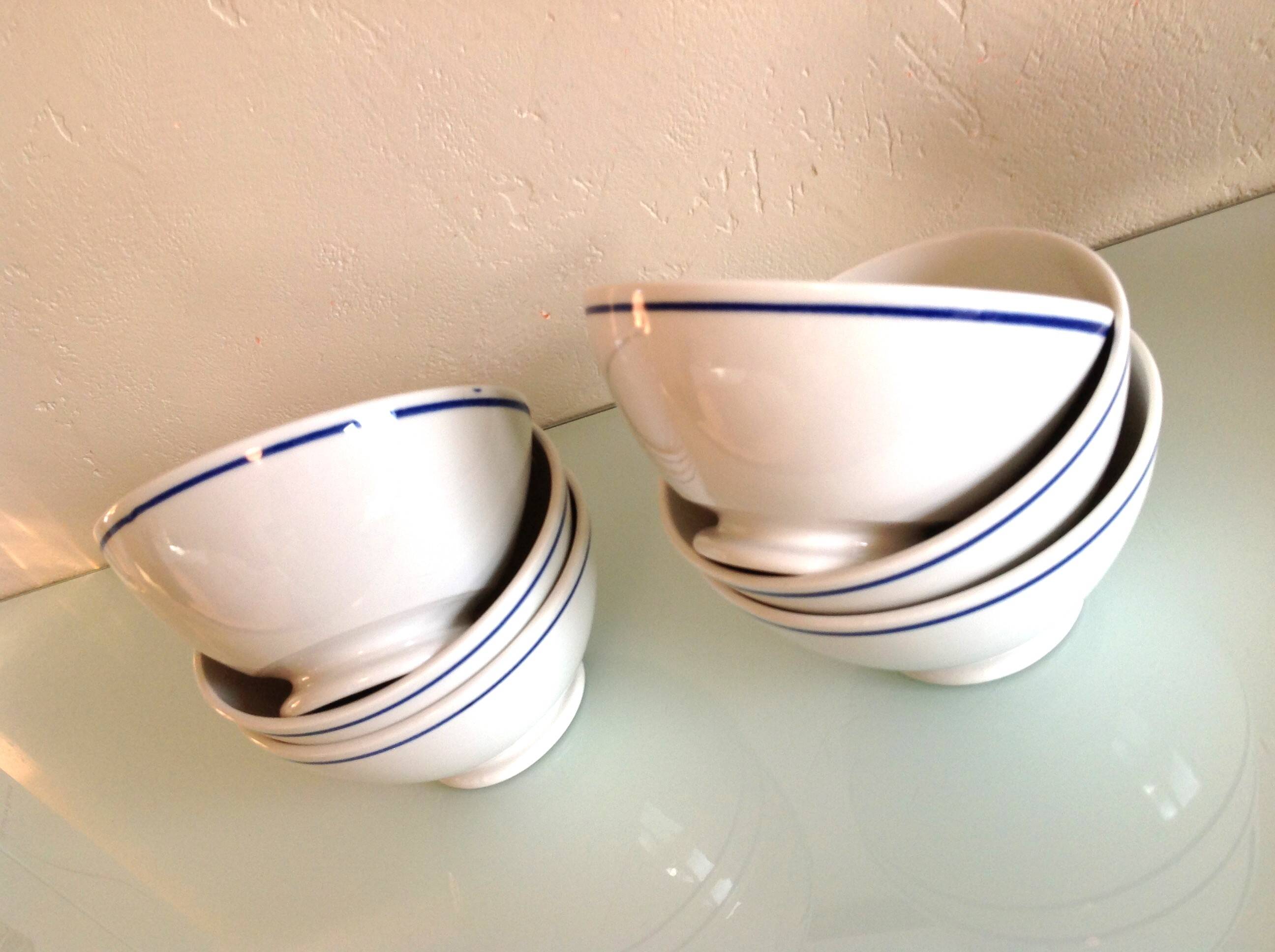Set of six white bowls with blue edging from the Sarreguemines faience factories / vintage 70s