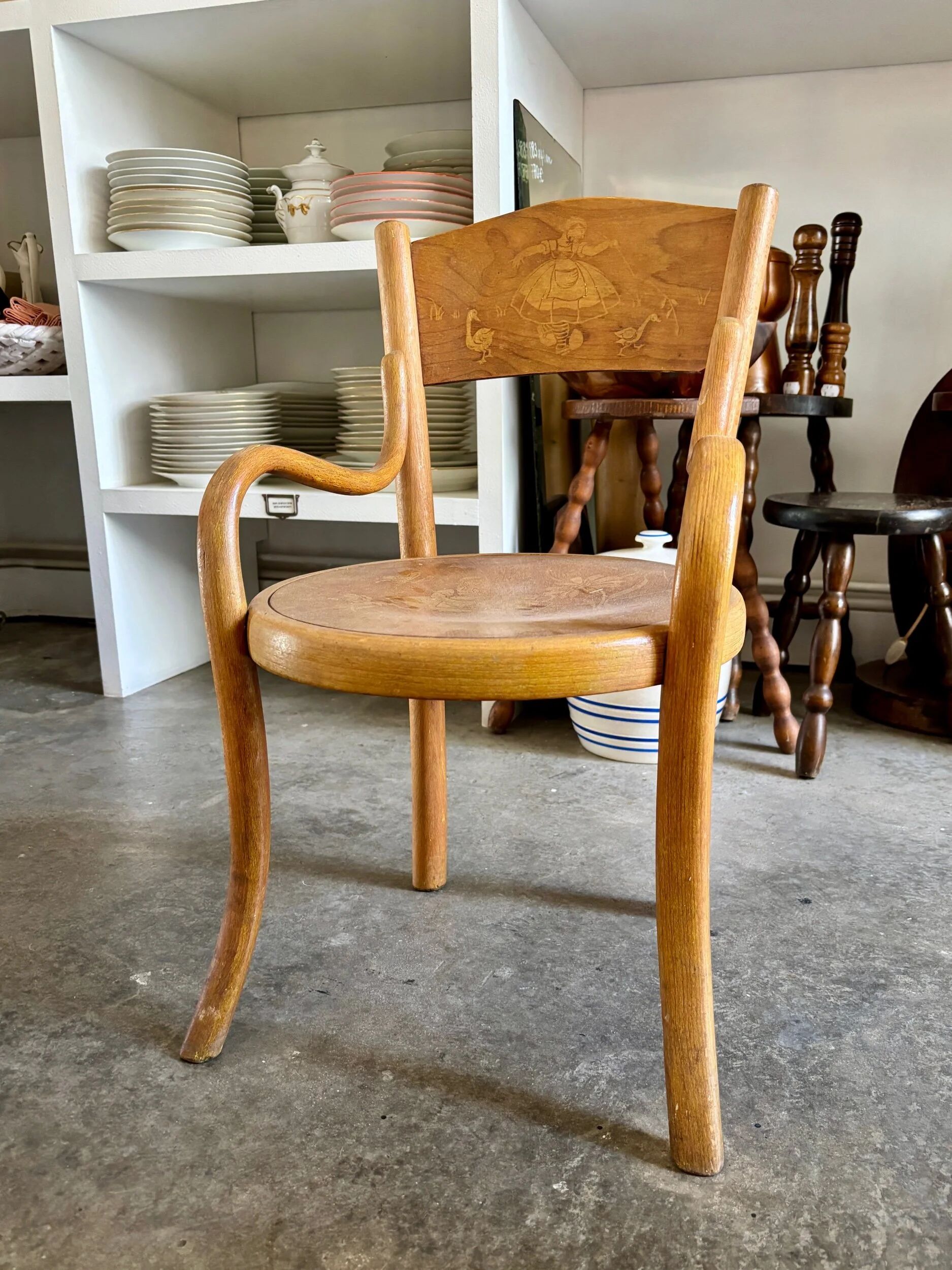 Fischel children's armchair in bent beech wood