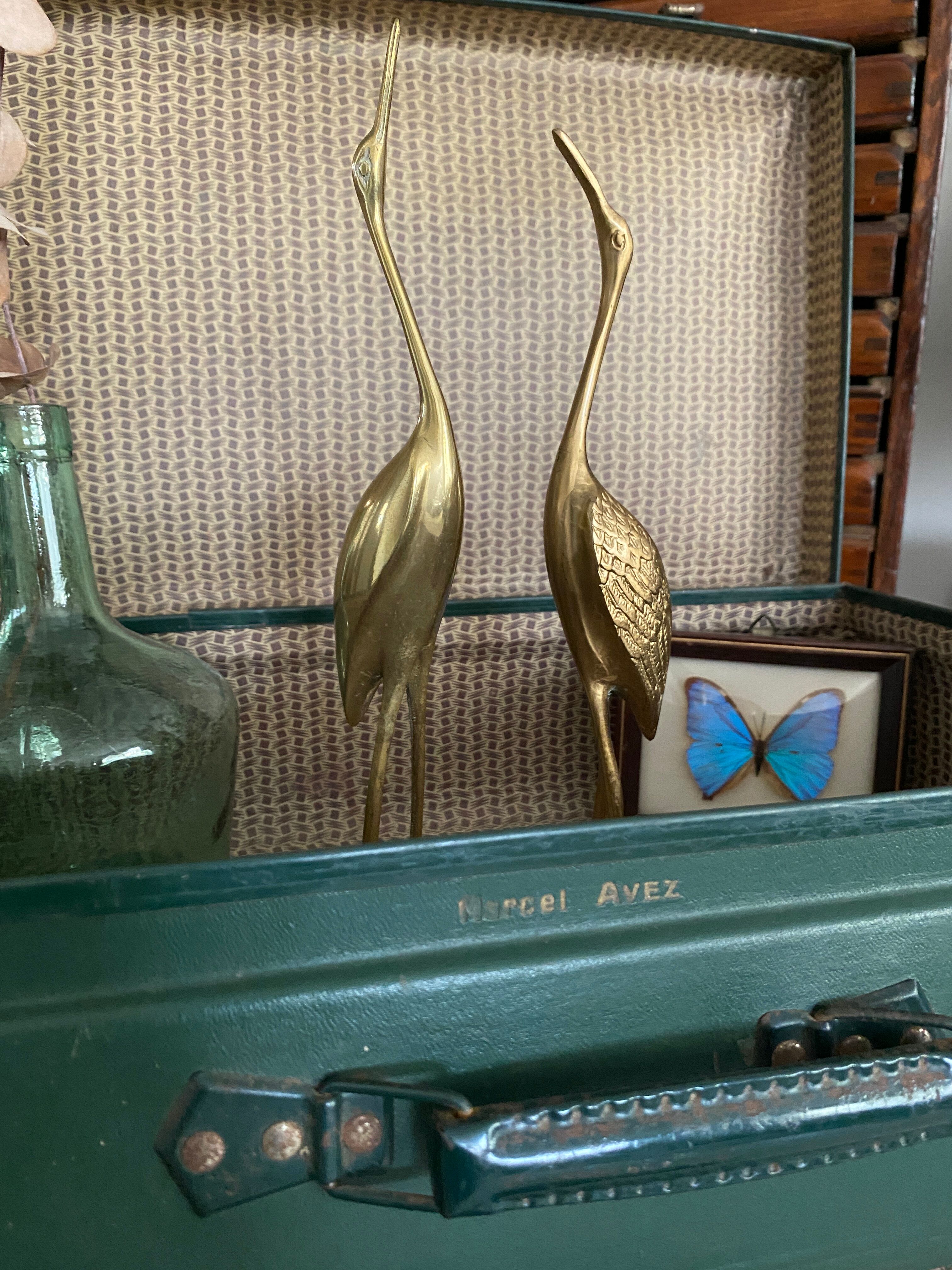 Set of 2 vintage suitcases