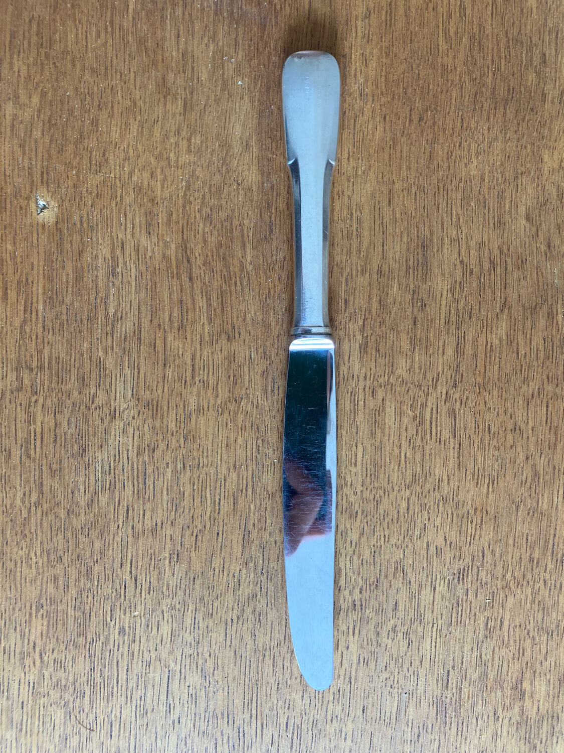 6 silver metal knives