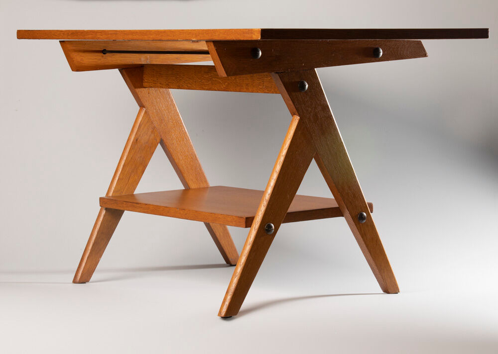 Coffee table legs compass