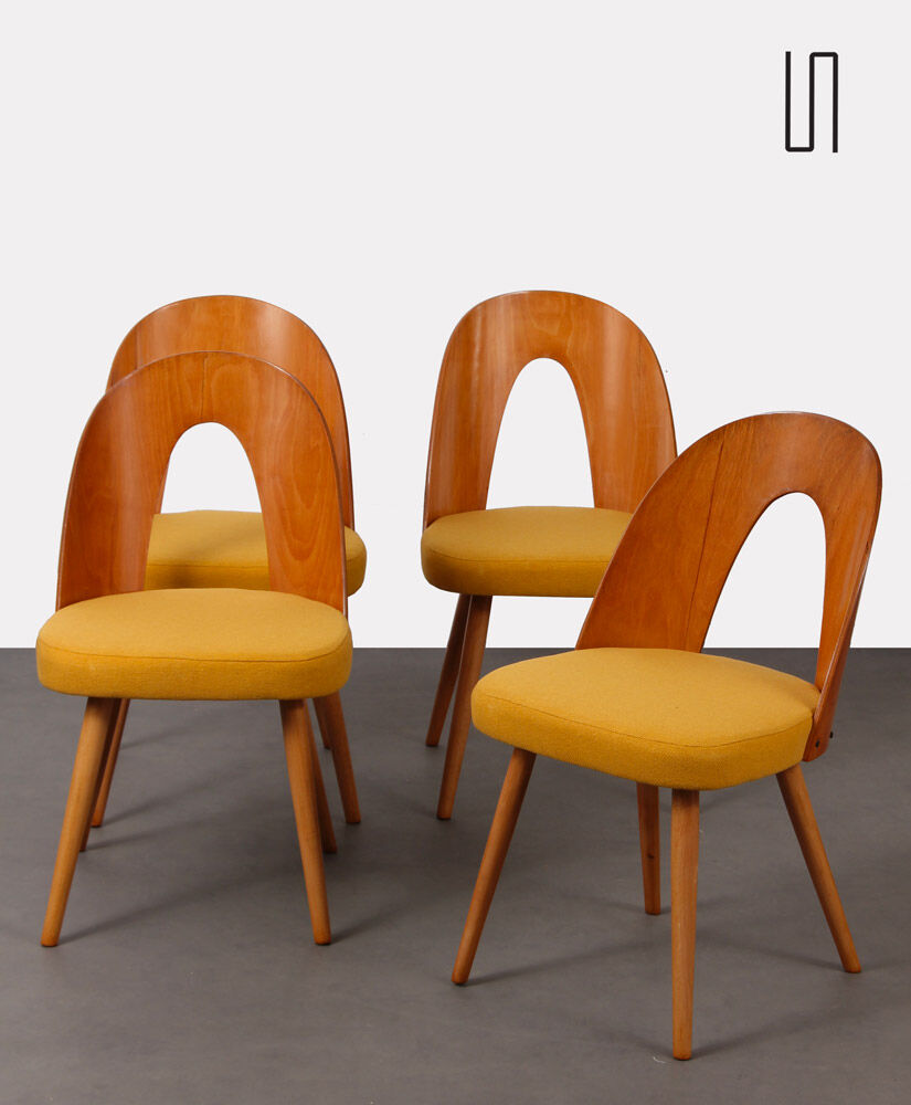 Set of 4 vintage chairs by Antonin Suman, 1960