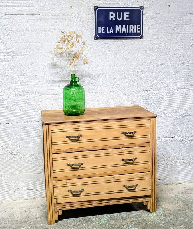 Art Deco chest of drawers