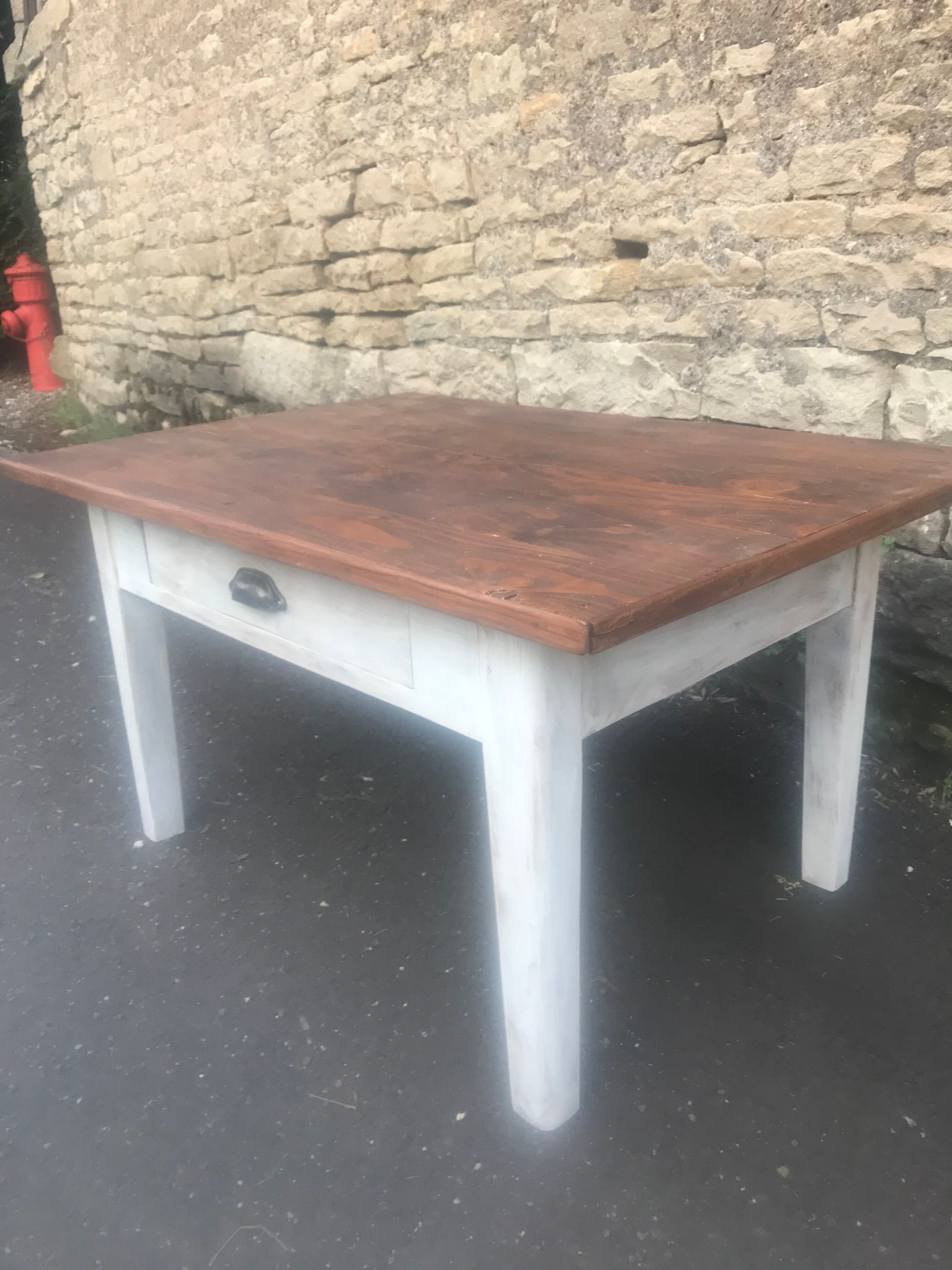 Country coffee table
