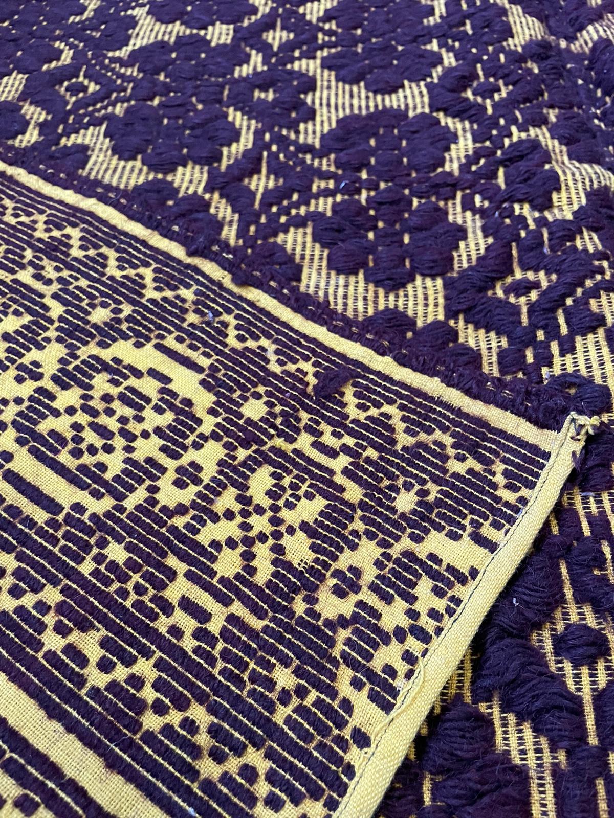 Tapis brun tissé à la main Teppich Roumanie 204x146cm