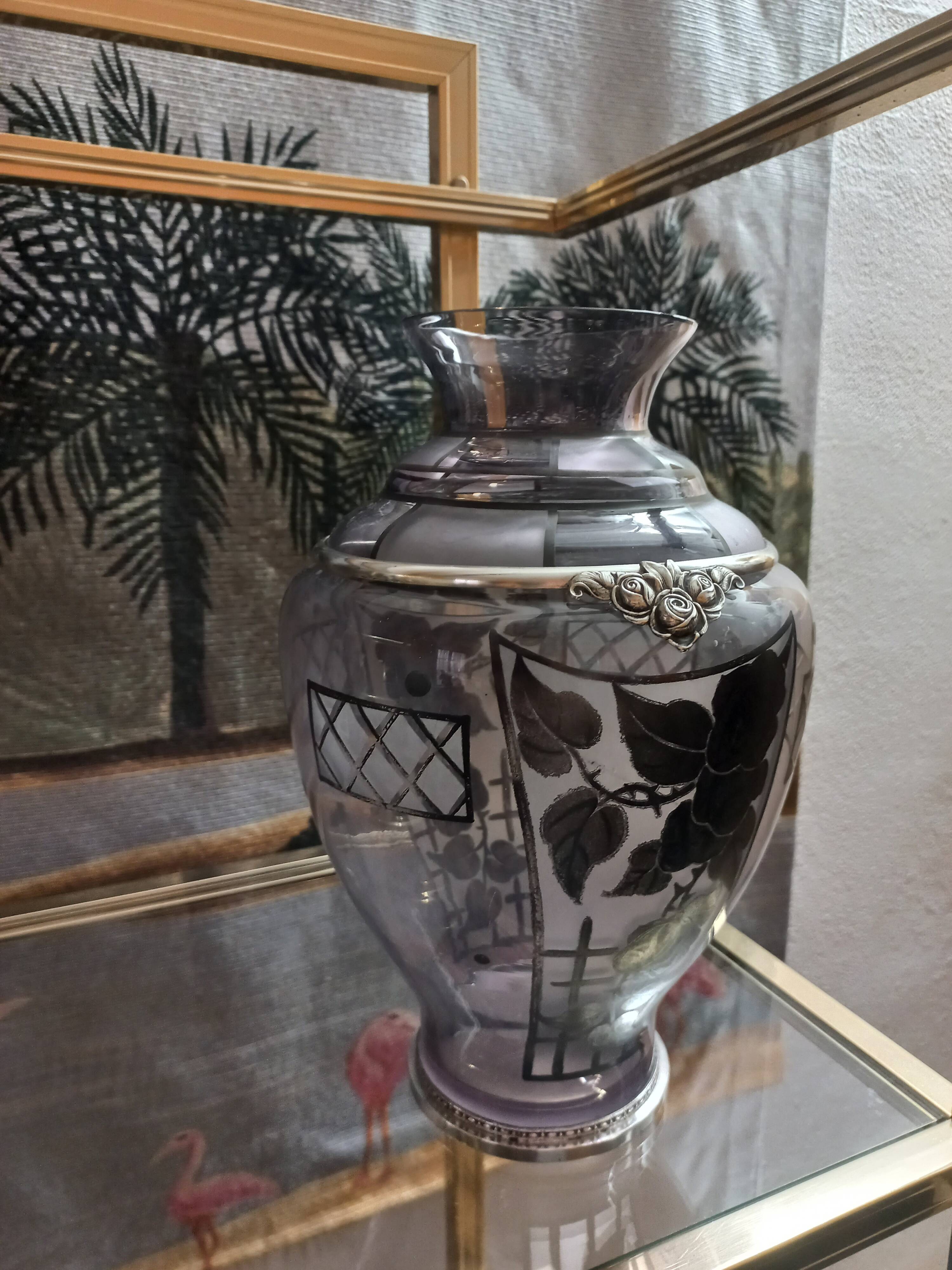 Art Deco vase in glass and silver metal