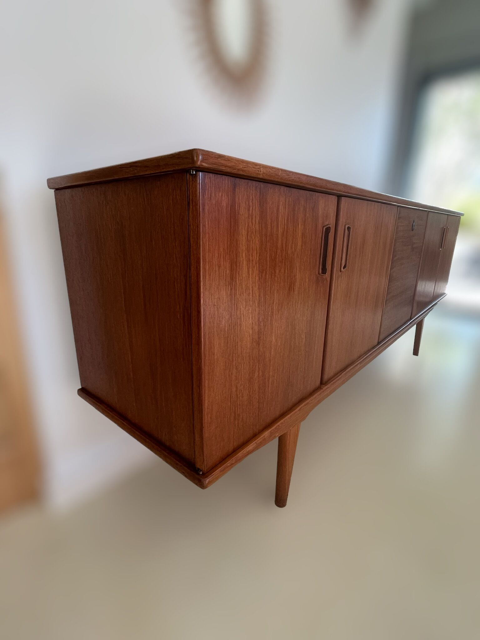 Teak enfilade 60s signed Malora