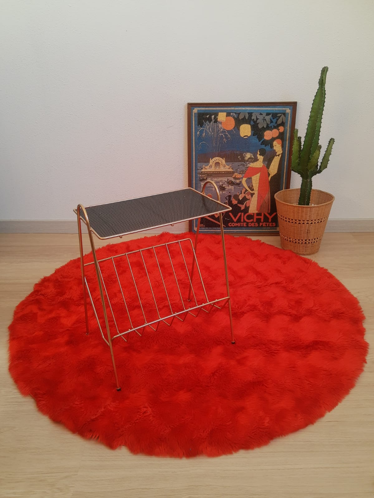 Round carpet in red moumoute style pelfran diameter 130cm vintage